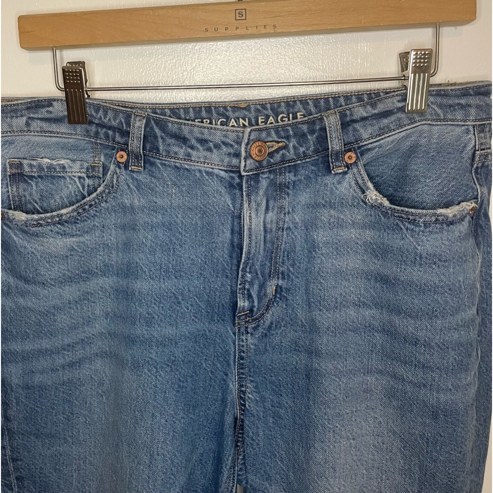 Mom Jeans American Eagle